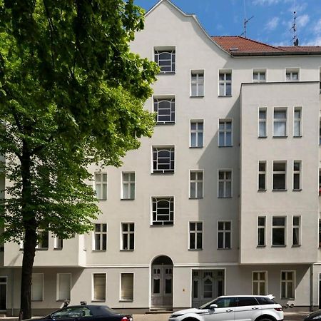 Kudamm Plus Ac Plus Selfcheckin Plus Free Street Parking Berlin Bagian luar foto